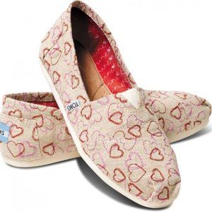 Classic TOMS Hearts Embroidered Design Woman's 8.5